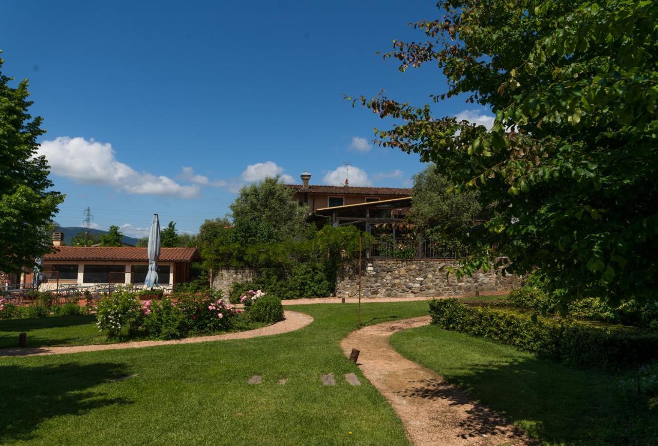 Locanda La Valle Castelnuovo Magra Exterior photo