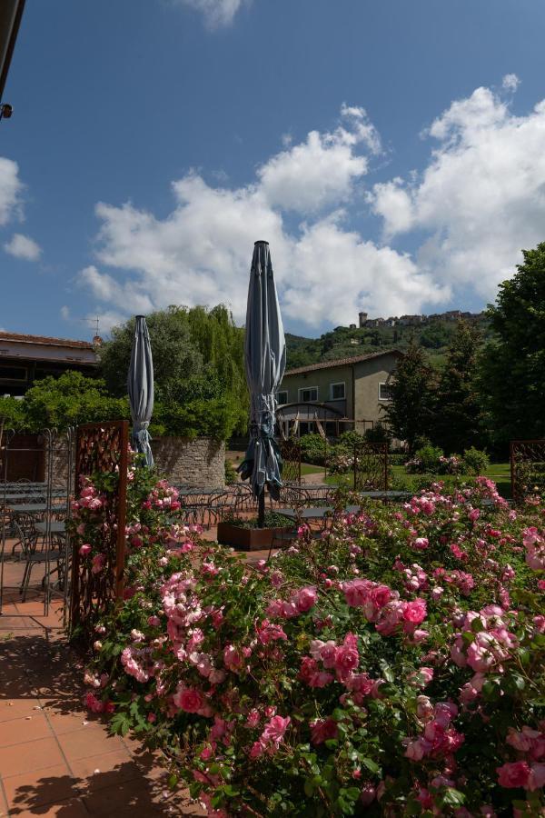 Locanda La Valle Castelnuovo Magra Exterior photo